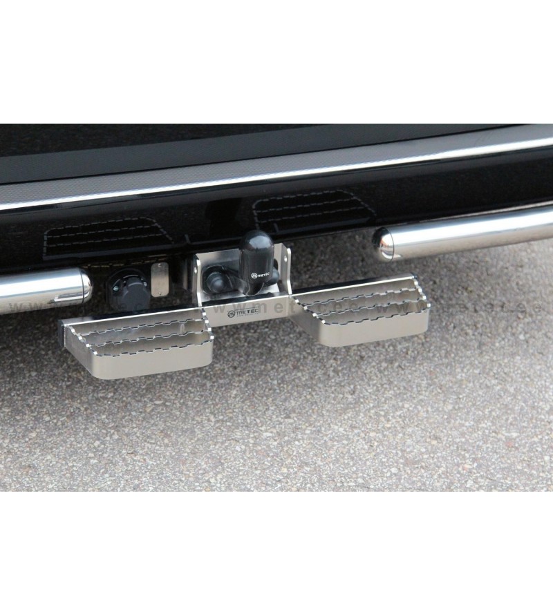 VW CRAFTER 07+ RUNNING BOARDS to tow bar pcs SMALL - 888419 - Rearbar / Opstap - Verstralershop